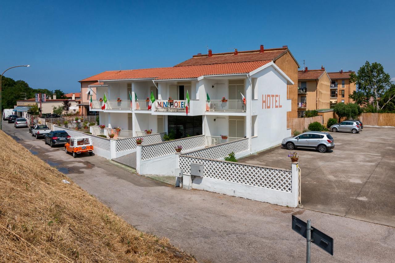 Mini Hotel Orbetello Esterno foto